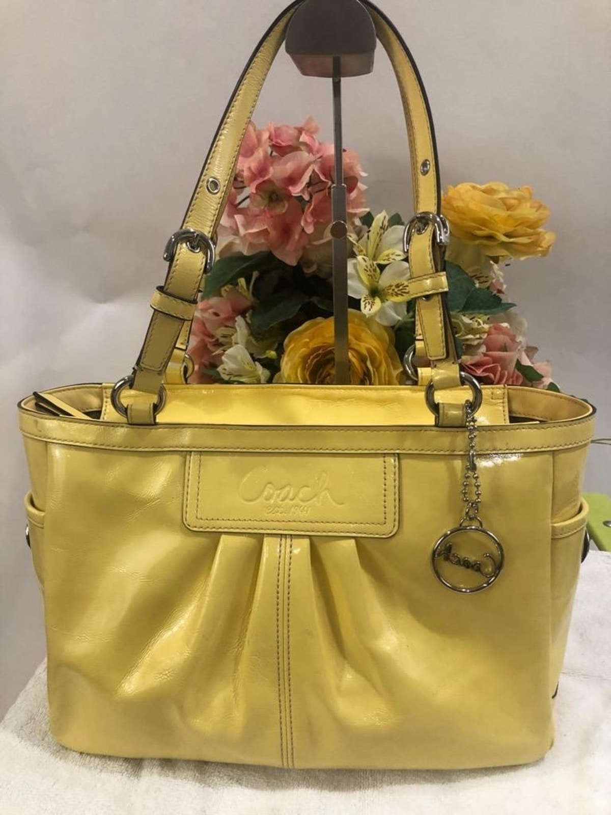 Coach F13761 Patent Leather Pleated Gallery Tote Handbag Purse (110